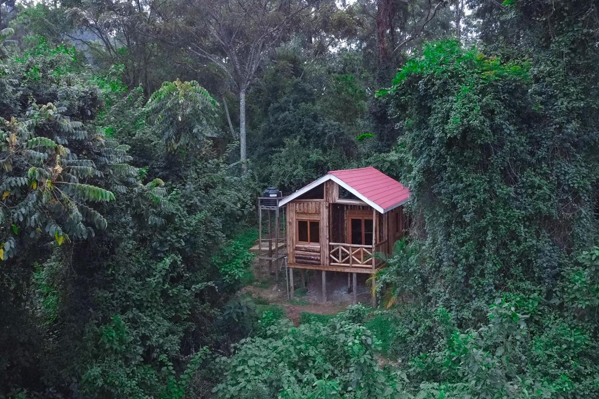 Supreme Adventure Park Bunyonyi Hotel Kabale Bilik gambar